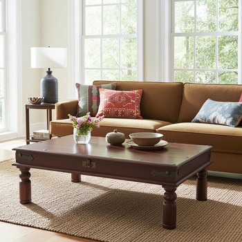 Stolik kawowy w stylu kolonialnym